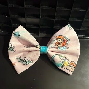 Disney’s Ariel hair bow